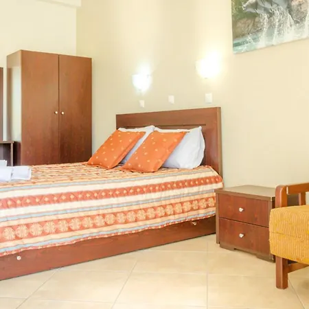 Delfini Hotel 2*