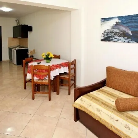 Delfini Skala Potamia (Thasos)